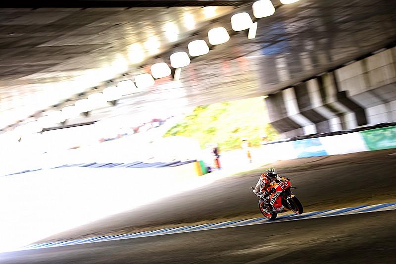 Motegi MotoGP: Marquez fastest as Lorenzo crashes hard