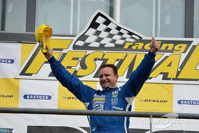 Milenko Vukovic gewinnt deutschen Tourenwagen-Cup 2016