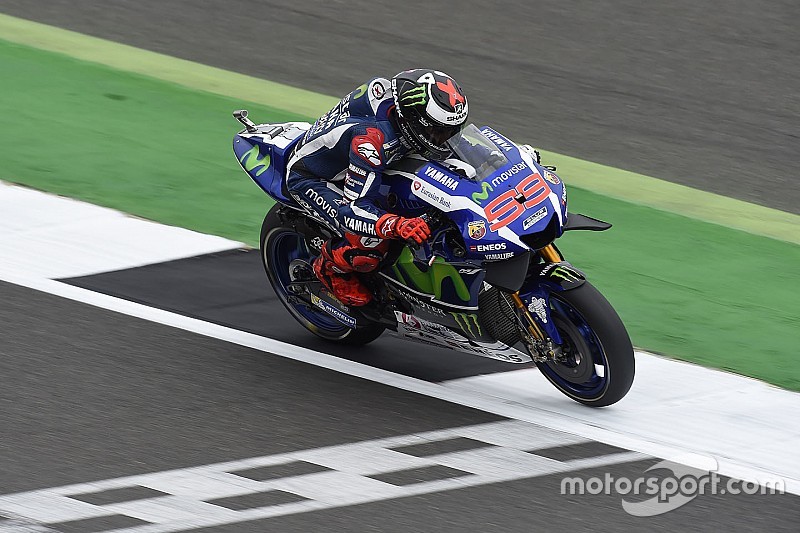 Start kesembilan, Lorenzo ungkap ada peningkatan di trek basah
