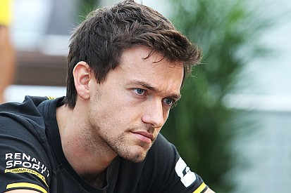 Palmer: Renault not giving Magnussen and I enough credit