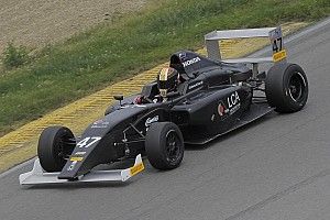 Czaczyk wins inaugural race of F4 US Championship
