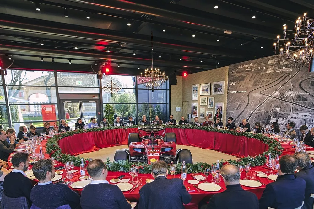 Atmosfera al pranzo di Natale Ferrari