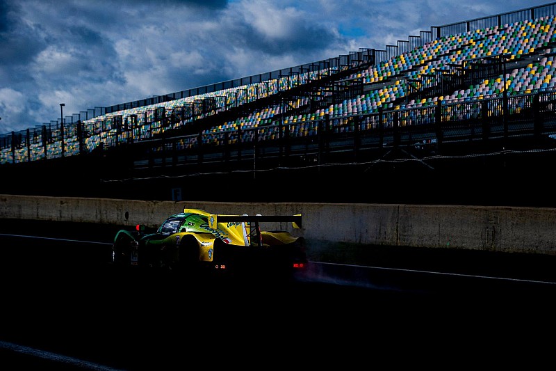 Realteam na czele w Magny-Cours