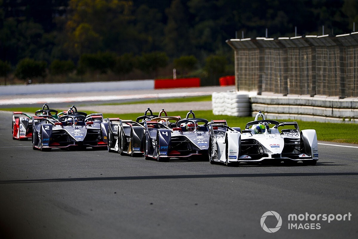 Ook Formule E start online racekampioenschap
