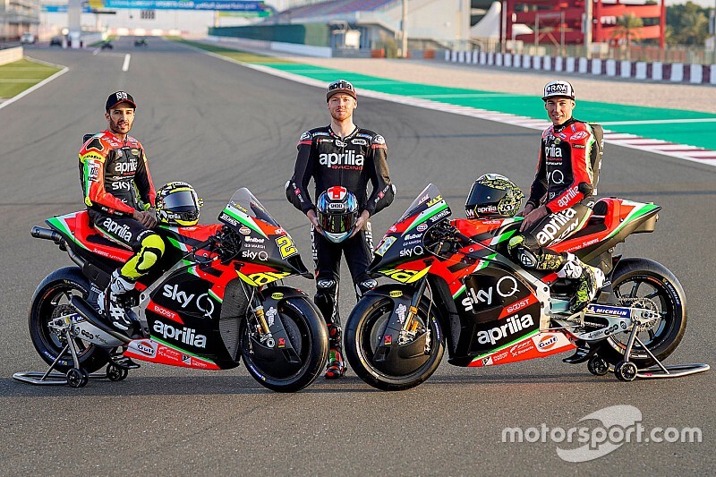 Aprilia presenta la livrea della nuova RS-GP e c'è anche Iannone