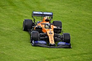 Photos - Les Formule 1 en piste à Mexico