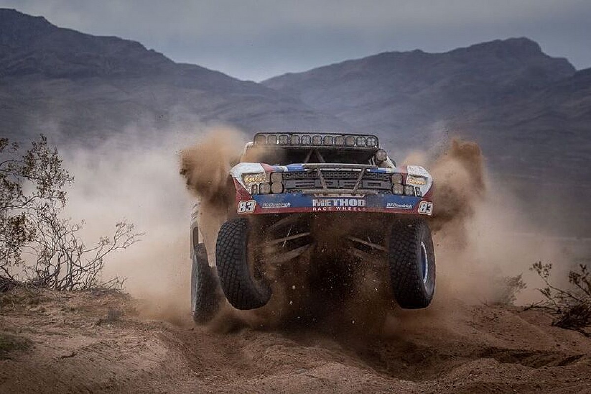 Luke McMillin górą w Mint 400