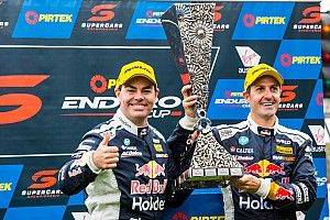 Lowndes set for Supercars Eseries return
