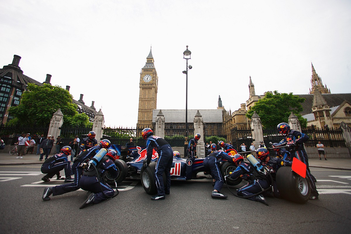 Bijzondere Red Bull-demo's in de jaren '10: Pitstop in Londen