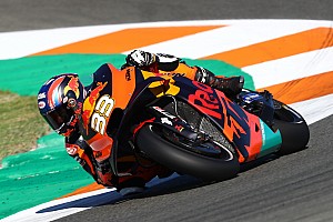 ペドロサ・ライディングスクール開講。ブラッド・ビンダー、侍の助け借り習熟