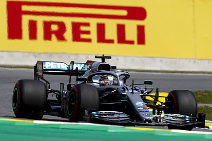 Hamilton loses podium after penalty for Albon clash