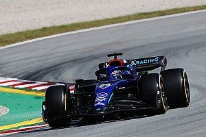 Albon "couldn't drive slow enough" with Spain F1 tyre degradation