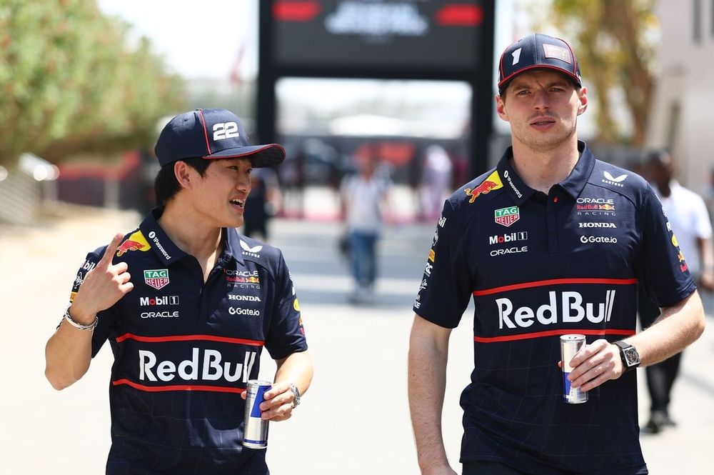 Max Verstappen, Red Bull Racing, Yuki Tsunoda, Red Bull Racing Team