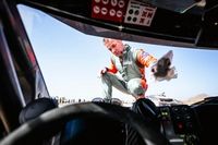 Loeb explica su accidente con vuelco en el Rally Dakar 2025