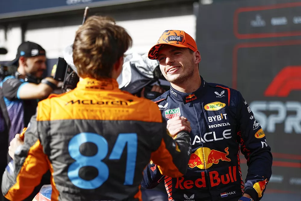 Oscar Piastri, McLaren, 2nd position, Max Verstappen, Red Bull Racing, 1st position, congratulate each other in Parc Ferme after the Sprint