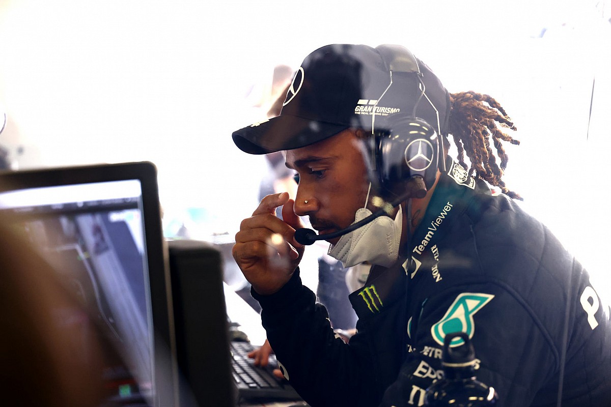 Les questions qui vont "trotter dans la tête" de Mercedes
