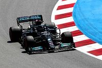 Hamilton leidt de dans in tweede training Barcelona, Verstappen P9