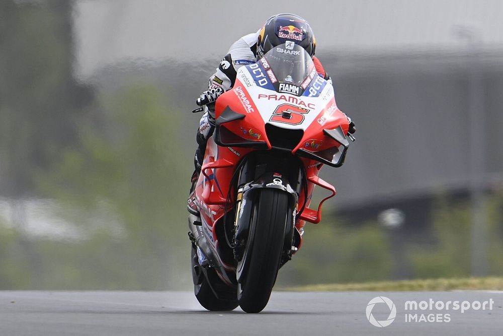 En vue de la course, Zarco a joué au pilote-météorologue !