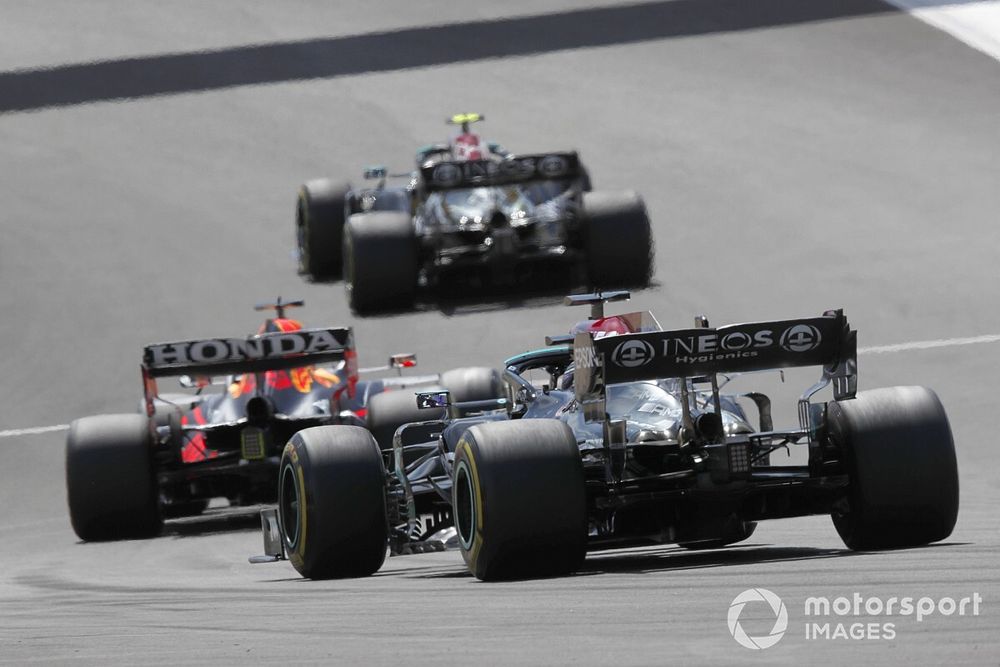 Valtteri Bottas, Mercedes W12, Max Verstappen, Red Bull Racing RB16B, and Lewis Hamilton, Mercedes W12