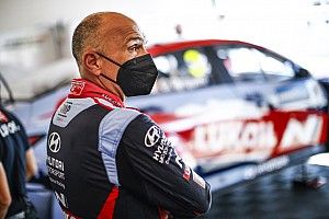 Tarquini nyert a WTCR-ben, Michelisz ismét pontszerző