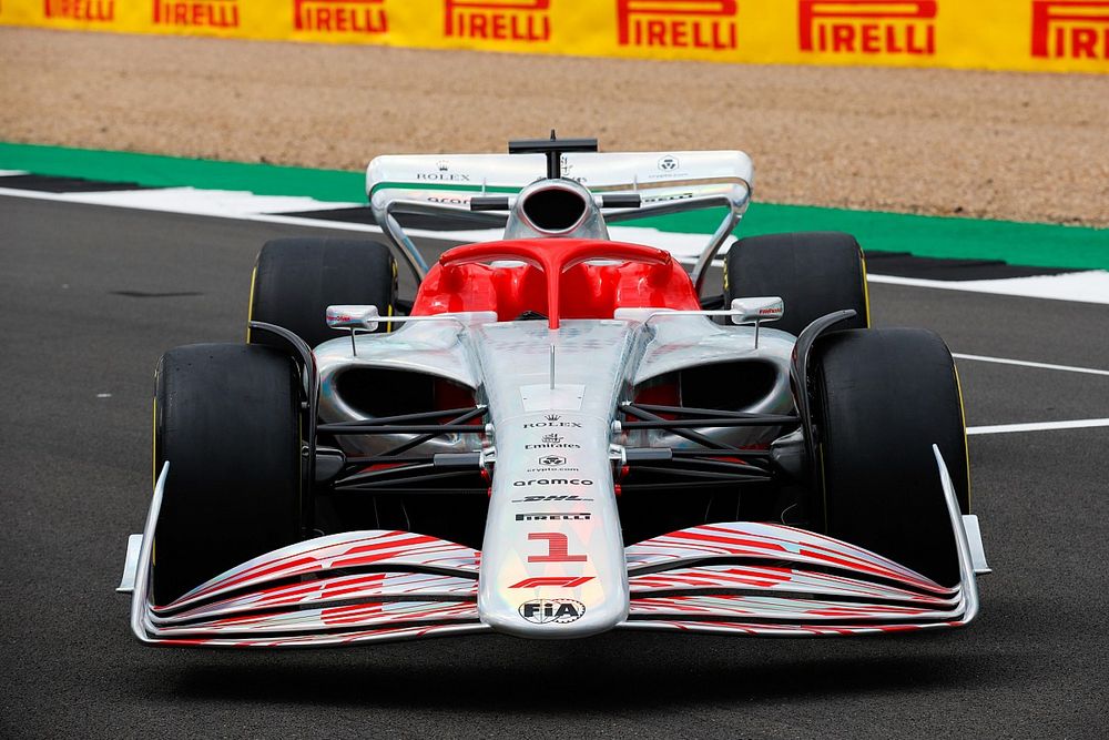 Verstappen: "Le F1 2022? Non siamo ai livelli della IndyCar"