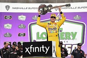 Kyle Busch holds off Allgaier at Nashville for 100th Xfinity win