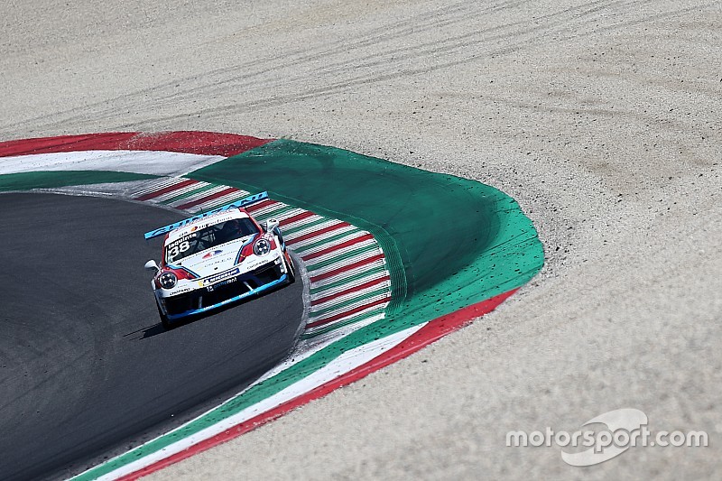 Carrera Cup Italia, Mugello: Iaquinta di un soffio su Kujala nelle libere