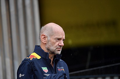 Van der Garde: "Red Bull, Newey'e çok fazla güvenmemeli"