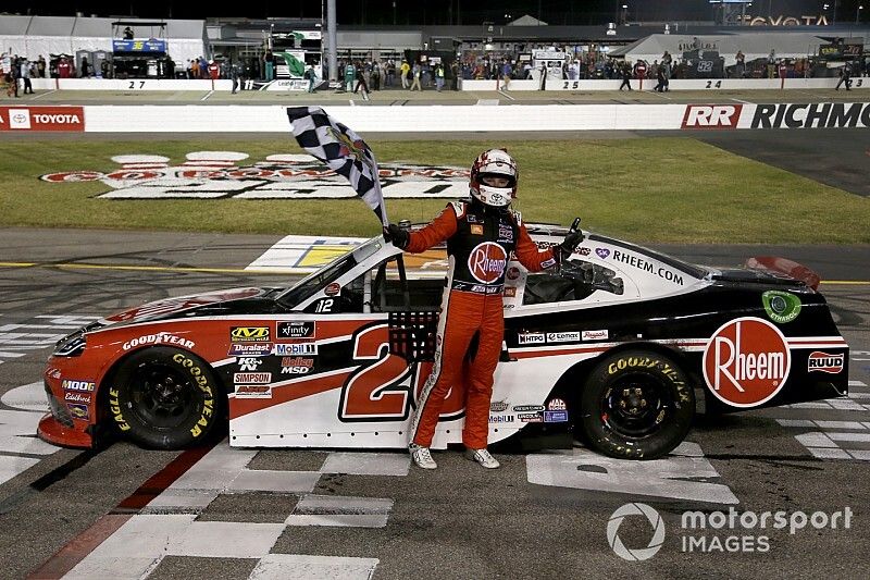 Christopher Bell dominates Xfinity playoff opener at Richmond
