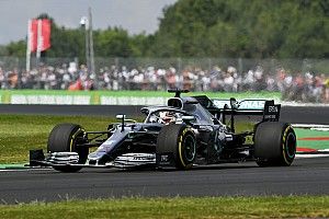 Hamilton: "Dovrò sfruttare il vantaggio di gomme sulla Ferrari"