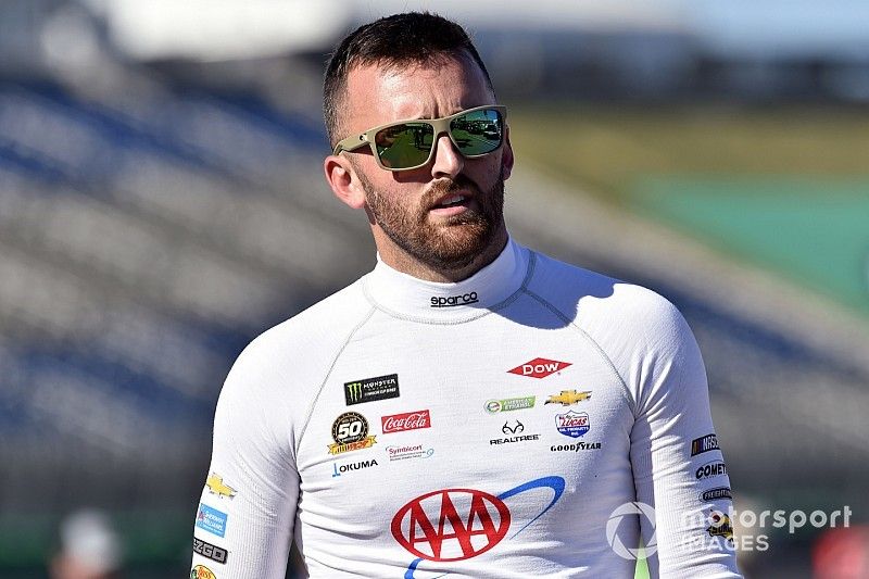 Austin Dillon lidera la práctica del viernes en Michigan