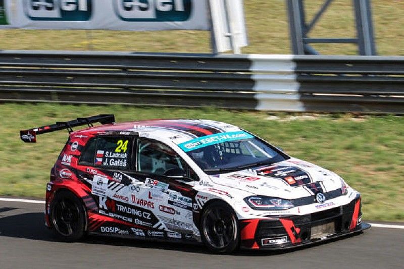 J&aacute;chym Gal&aacute;&scaron;, Volkswagen Golf GTI TCR