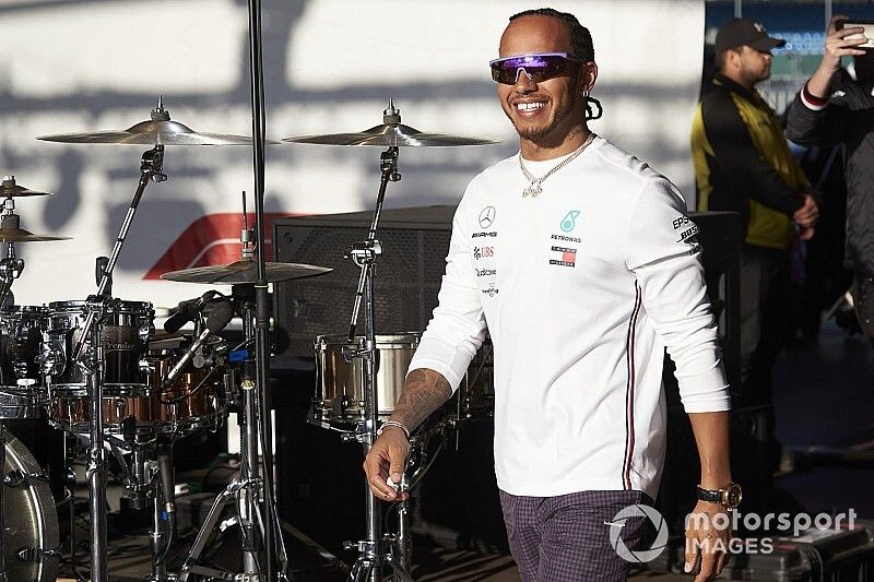 Lewis Hamilton, Mercedes AMG F1, arrives on stage