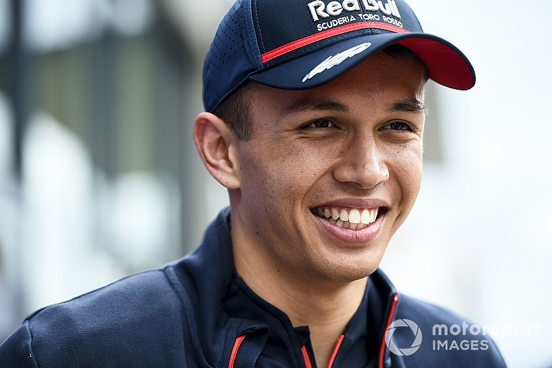 Achtergrond: Wie is de nieuwe teamgenoot van Max Verstappen?