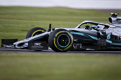 Bottas nyerte a második edzést Silverstone-ban Hamilton és Leclerc előtt
