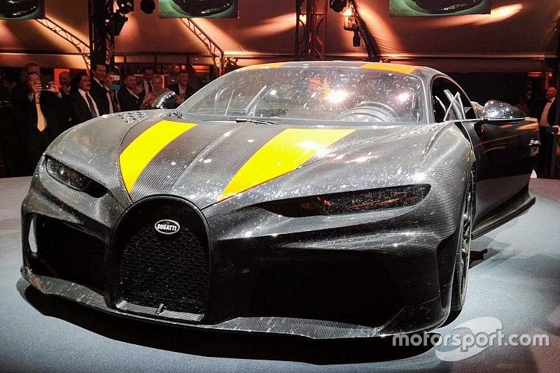 Bugatti Chiron Super Sport 300+ chega a 440 km/h e custa R$ 15,6 milhões
