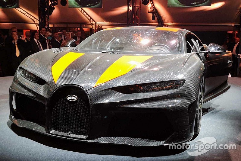 Bugatti Chiron Super Sport 300+ chega a 440 km/h e custa R$ 15,6 milhões
