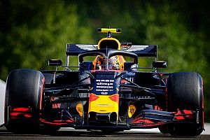 Albon: "Ferrari ve Mercedes çok hızlı"
