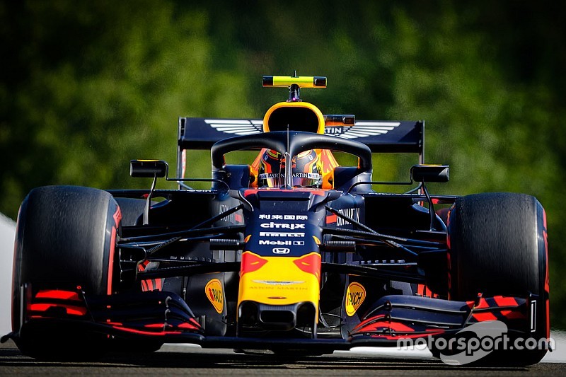 Albon: "Ferrari ve Mercedes çok hızlı"