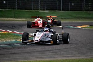 F4: Il poleman Stanek vince Gara 2 ad Imola