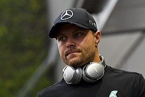В Mercedes пообещали Боттасу не лишать его победы в Сочи второй год подряд