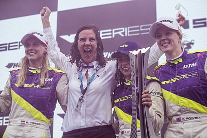 Глава W Series пообещала перейти на электродвигатели