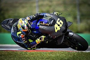 Rossi diz que não sentiu muita diferença com moto de 2020 da Yamaha em teste