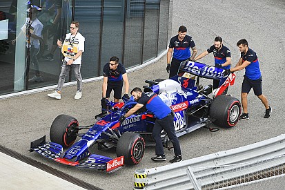 Kvyat: "Motoru değişmek için yeterli vakit yoktu"