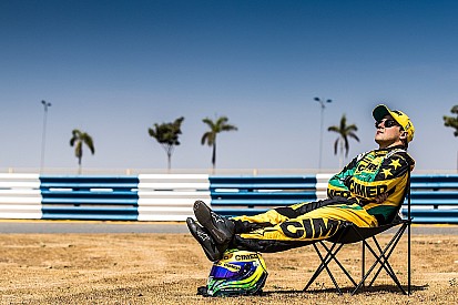 Massa revive la foto clásica de Alonso en los stock cars