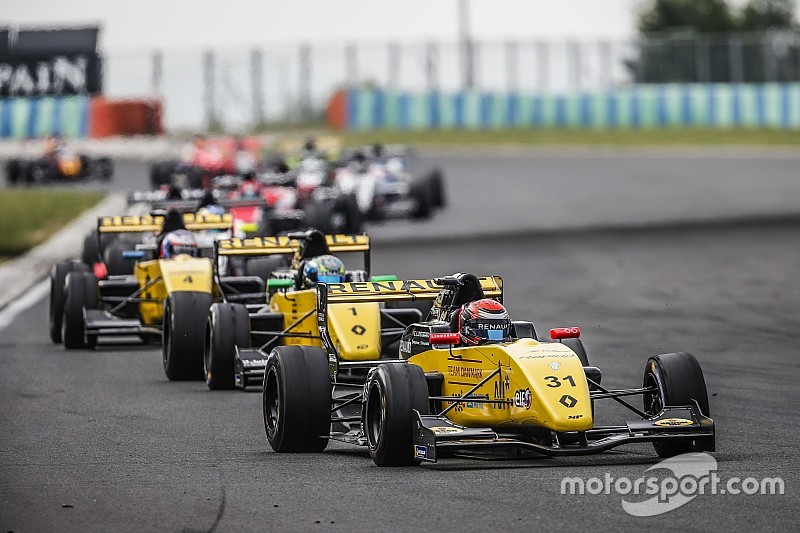 Ye Yfei vince Gara 1, Lundgaard si impone in Gara 2 all'Hungaroring e sale in vetta alla classifica