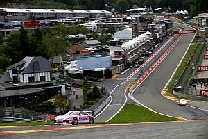 Porsche-Supercup: Start-Ziel-Sieg für Porsche-Junior Preining