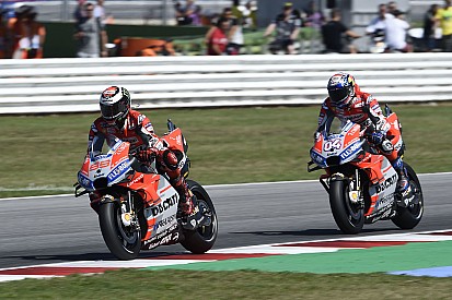 Dovizioso: Lorenzo foi um parceiro de equipe “estranho”