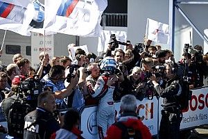 DTM Nurburgring: Rast üst üste ikinci kez kazandı, Di Resta podyuma çıktı