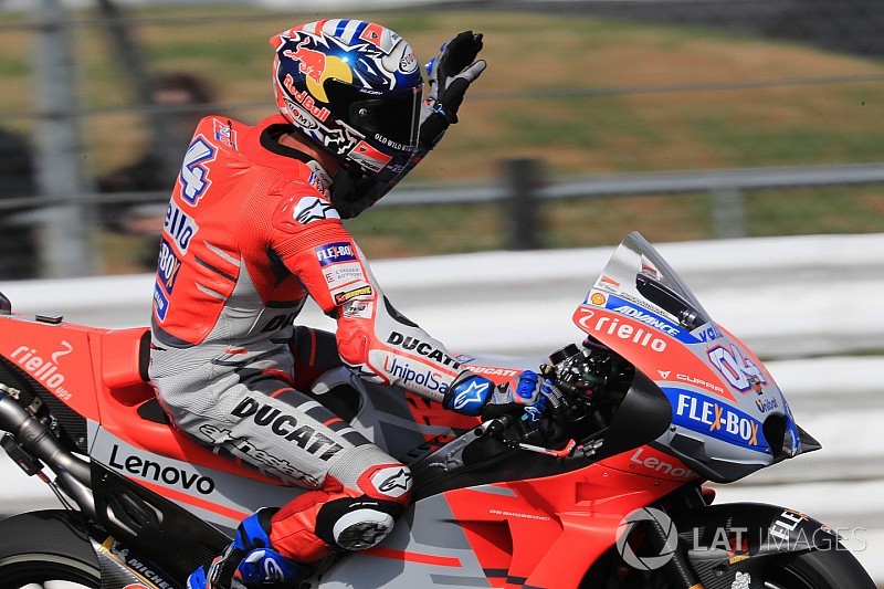 Dovizioso arrancó adelante en Misano